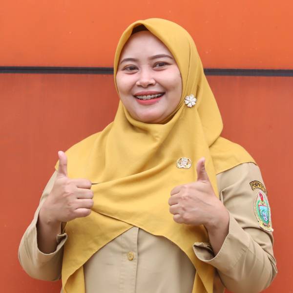 Foto Khairunnisa, S.K.M